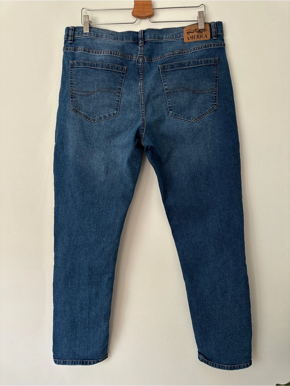 Perry Ellis America Men’s Medium Wash Stretch Jeans Size 36x32